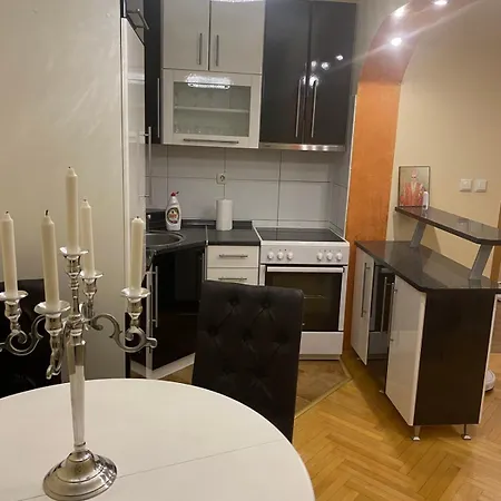 Apartman Elena Apartamento